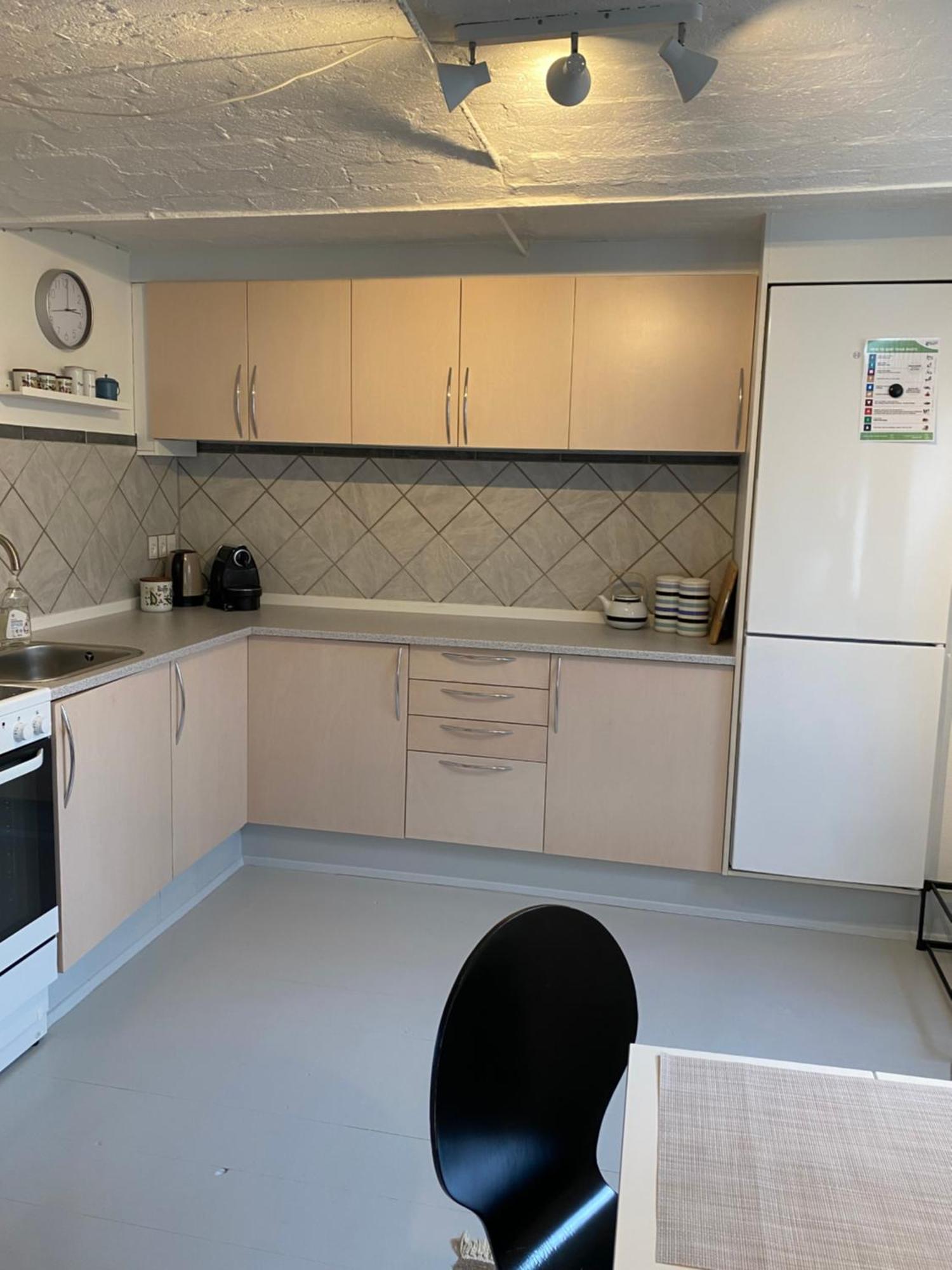 Apt17 - Just Outside Of - Rural And Quiet Surroundings *